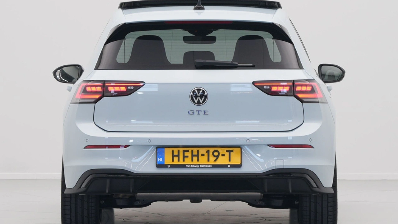 Volkswagen Golf GTE 1.5 TSI eHybrid 272pk DSG Panoramadak