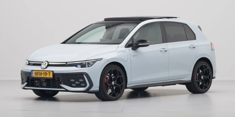 Volkswagen Golf GTE 1.5 TSI eHybrid 272pk DSG Panoramadak