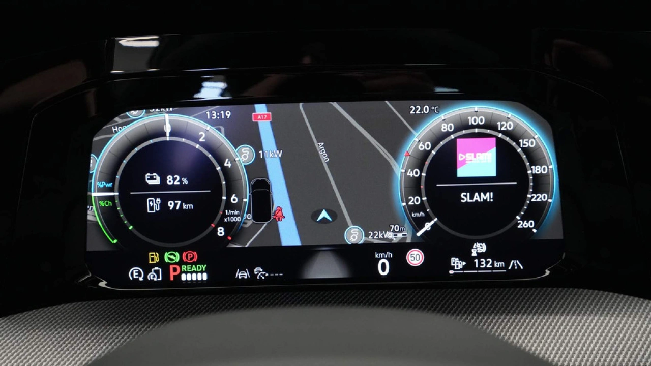 Volkswagen Golf GTE 1.5 TSI eHybrid 272pk DSG Panoramadak