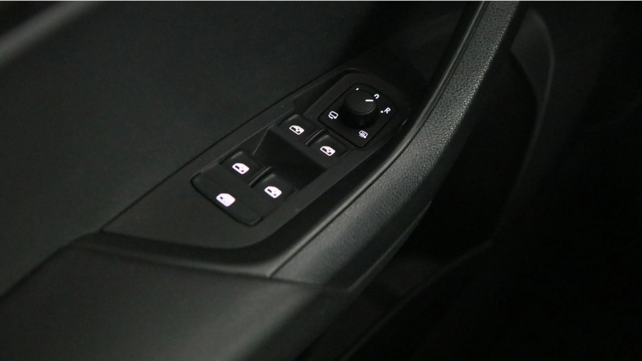 Škoda Karoq 1.5 TSI 150pk ACT Sportline Business DSG