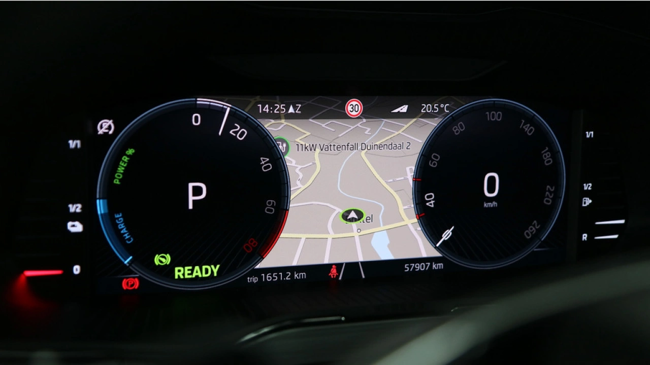 Škoda Superb Combi 1.4 TSI iV 218pk PHEV Business Plus