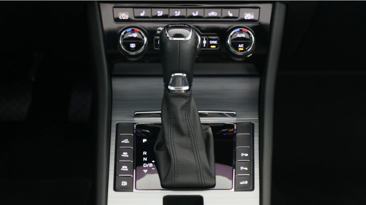 Škoda Superb Combi 1.4 TSI iV 218pk PHEV Business Plus