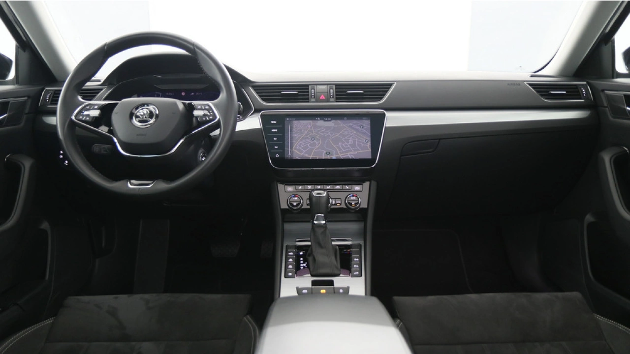 Škoda Superb Combi 1.4 TSI iV 218pk PHEV Business Plus