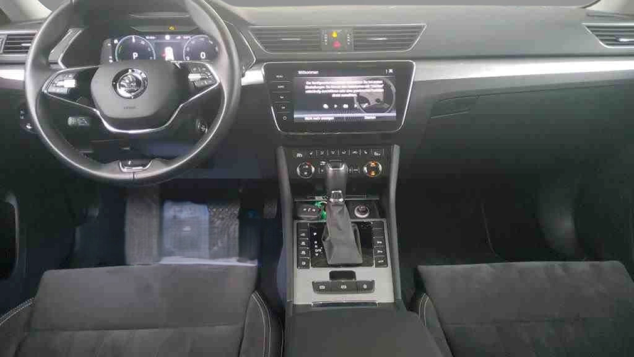 Škoda Superb Combi 1.4 TSI iV 218pk PHEV Business Plus