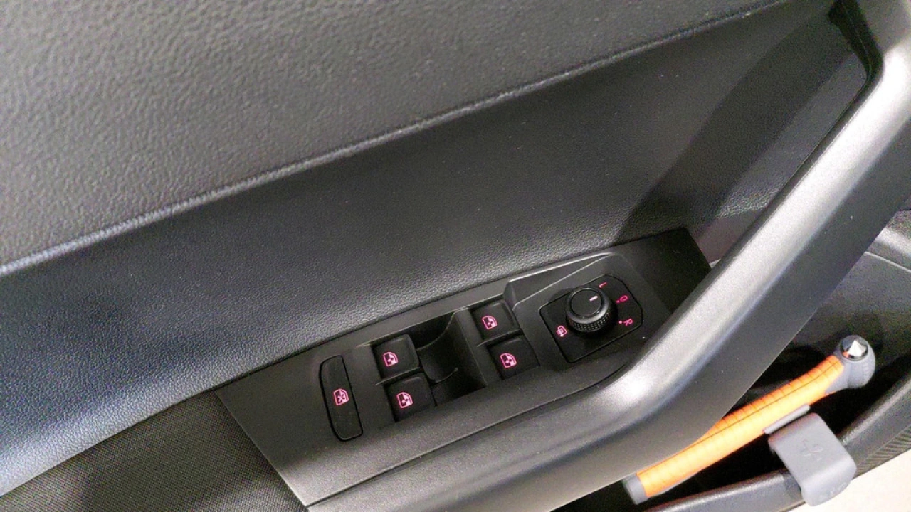 Volkswagen Polo 1.0 TSI Comfortline EXE | Navigatie | Parkeersensoren | App Connect |