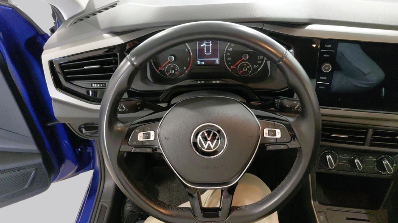 Volkswagen Polo 1.0 TSI Comfortline EXE | Navigatie | Parkeersensoren | App Connect |