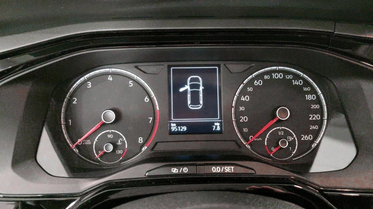 Volkswagen Polo 1.0 TSI Comfortline EXE | Navigatie | Parkeersensoren | App Connect |