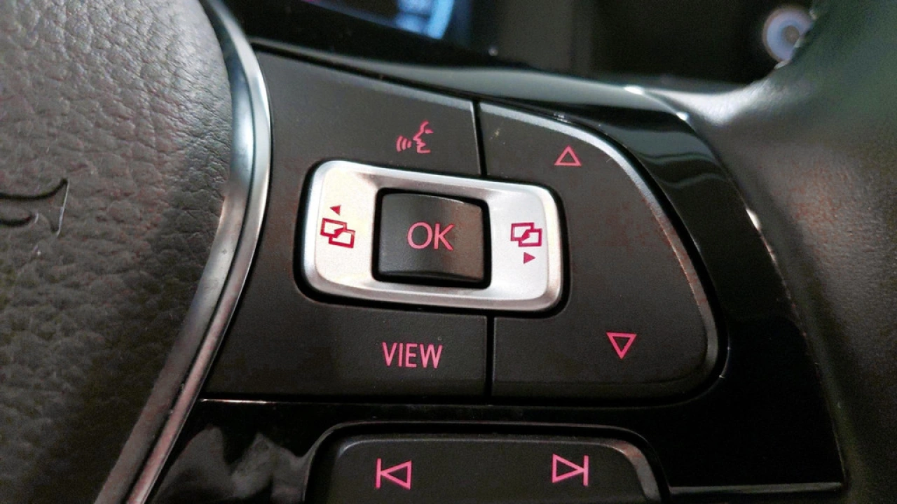 Volkswagen Polo 1.0 TSI Comfortline EXE | Navigatie | Parkeersensoren | App Connect |