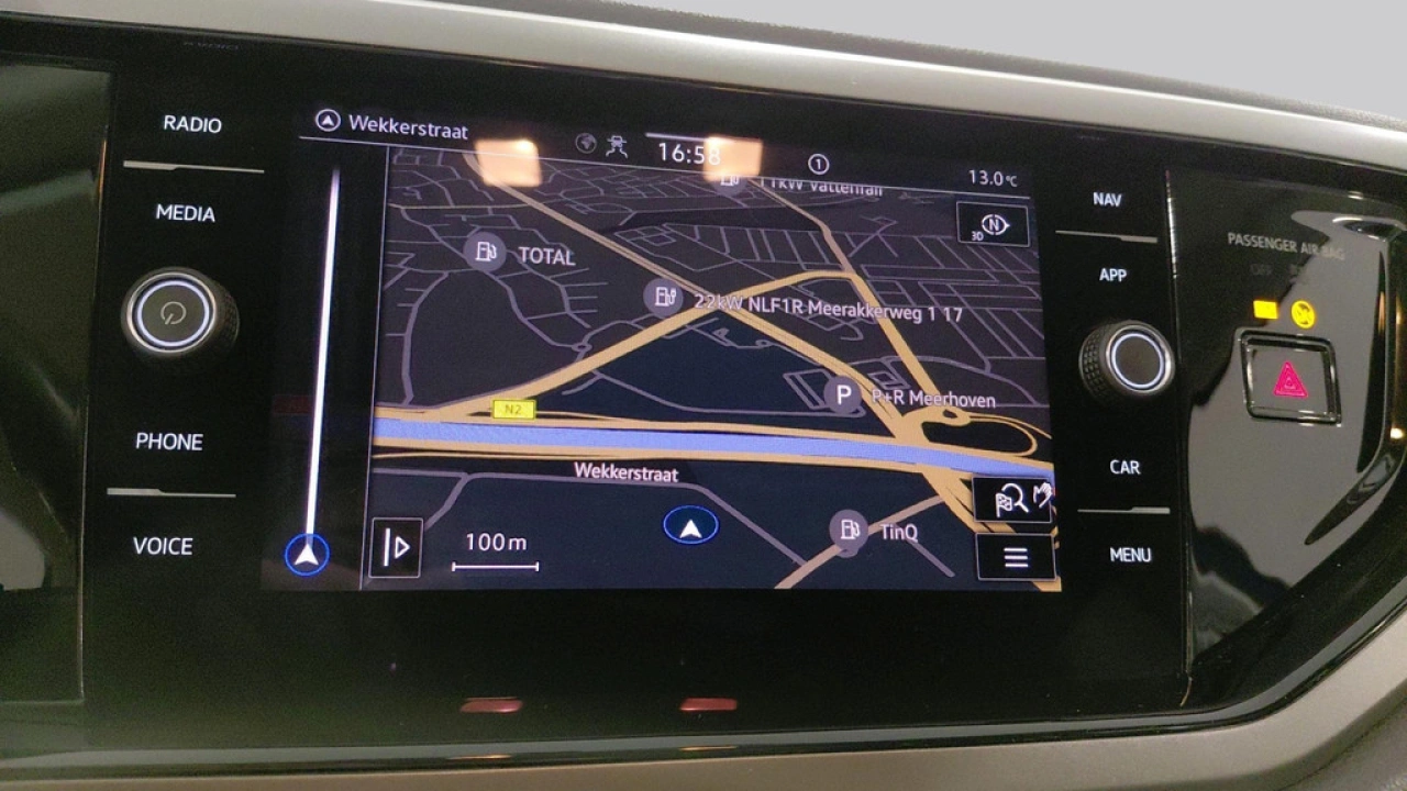 Volkswagen Polo 1.0 TSI Comfortline EXE | Navigatie | Parkeersensoren | App Connect |