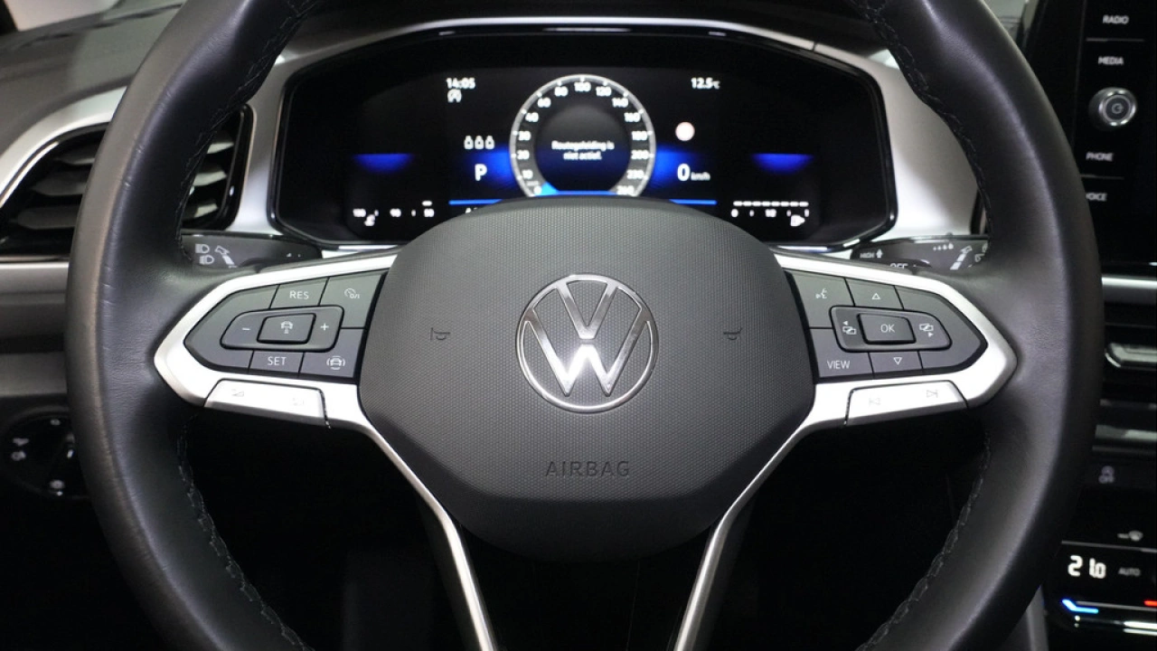 Volkswagen T-Roc 1.5 TSI 150pk DSG Oranje Edition