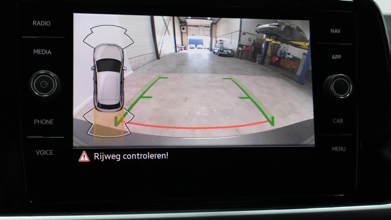 Volkswagen T-Roc 1.5 TSI 150pk DSG Oranje Edition