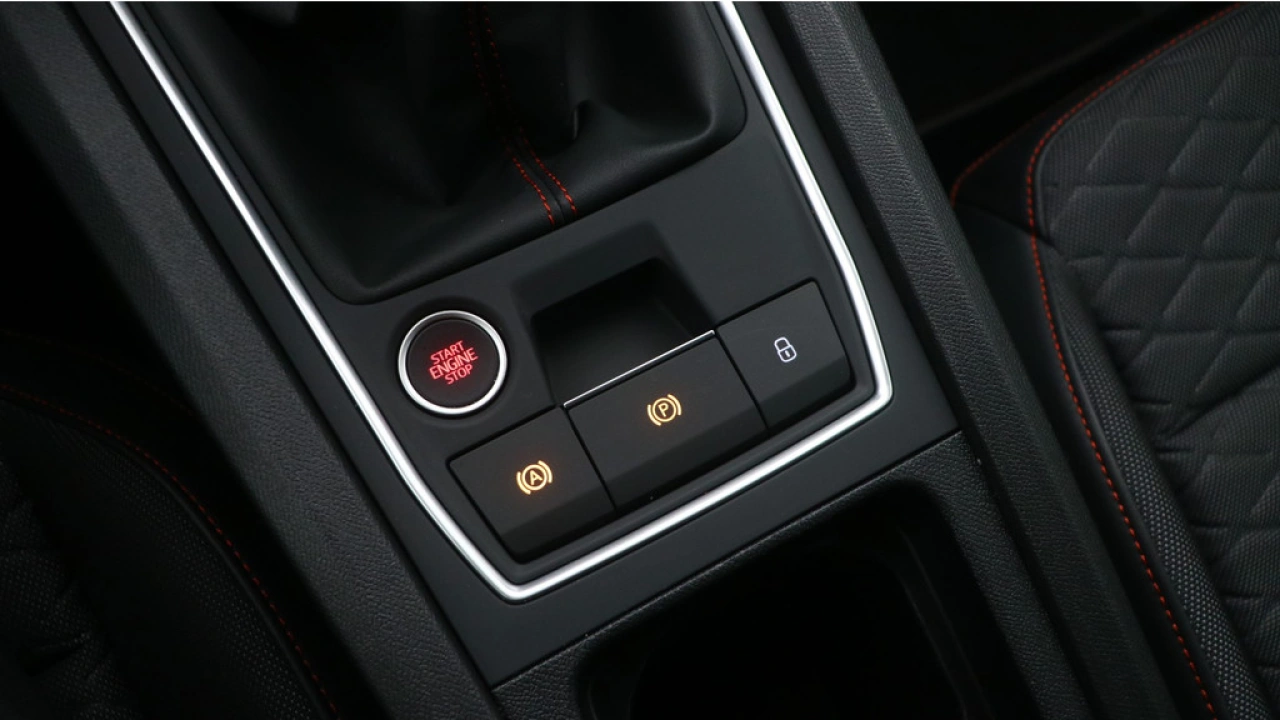 SEAT Leon 1.0 TSI FR Business