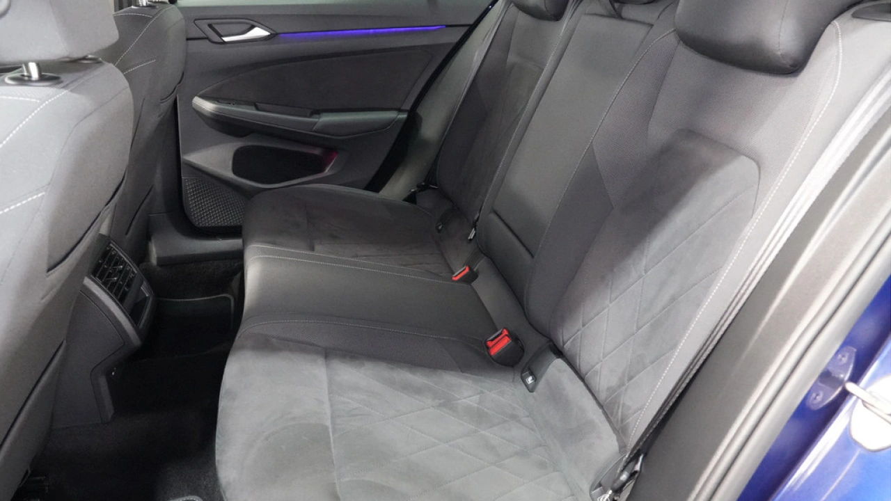 Volkswagen Golf 1.0 eTSI 110pk Life Business