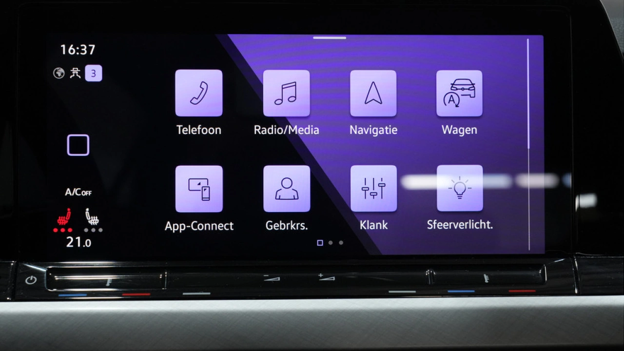 Volkswagen Golf 1.0 eTSI 110pk Life Business