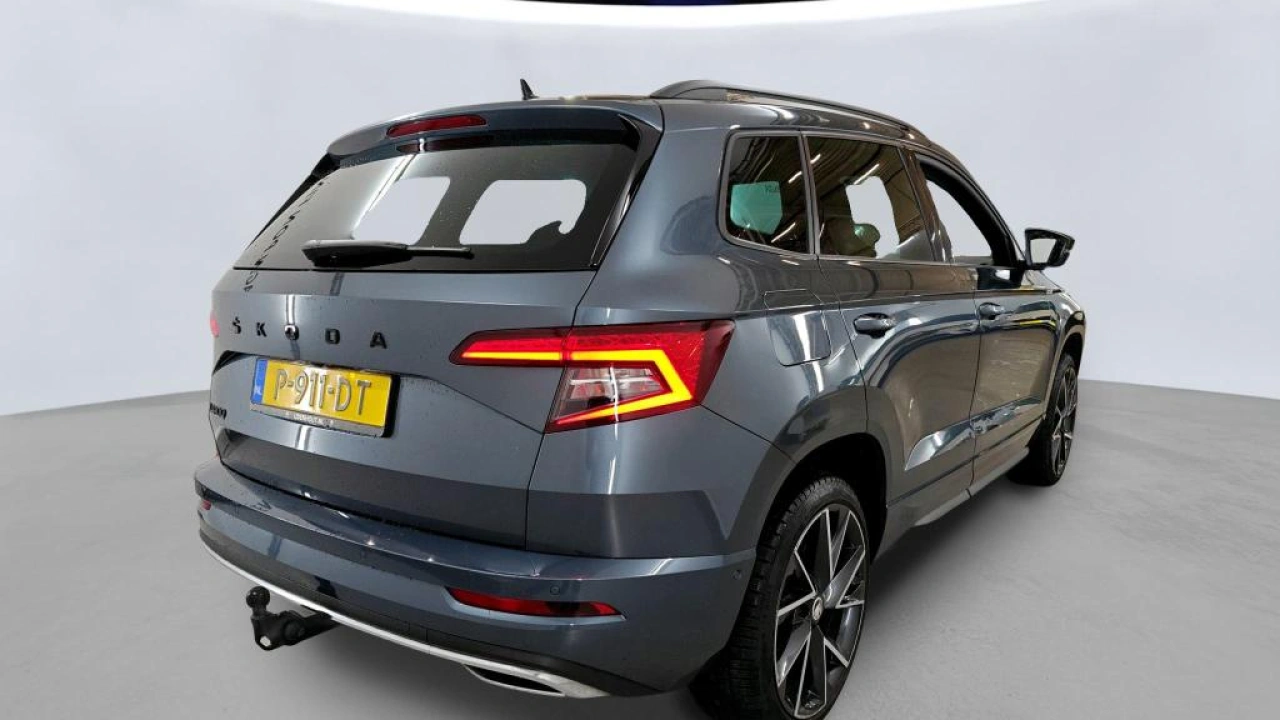 Škoda Karoq 1.5 TSI DSG ACT Sportline Business