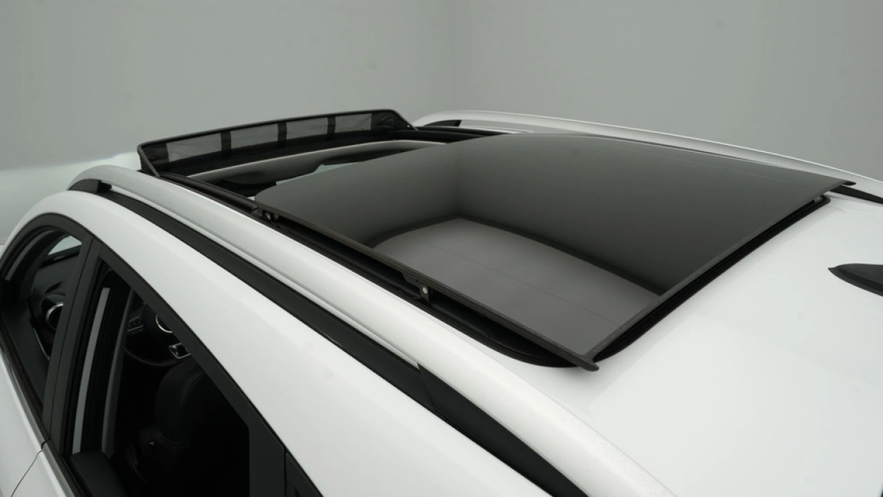 MG ZS EV Standard Range Luxury 50 kWh