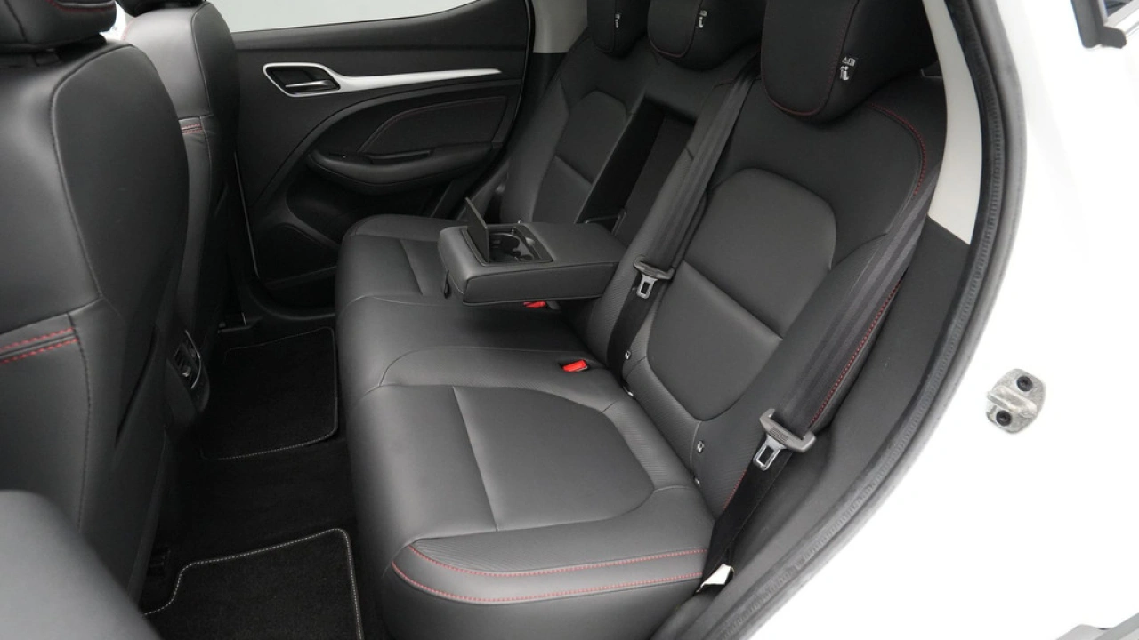 MG ZS EV Standard Range Luxury 50 kWh