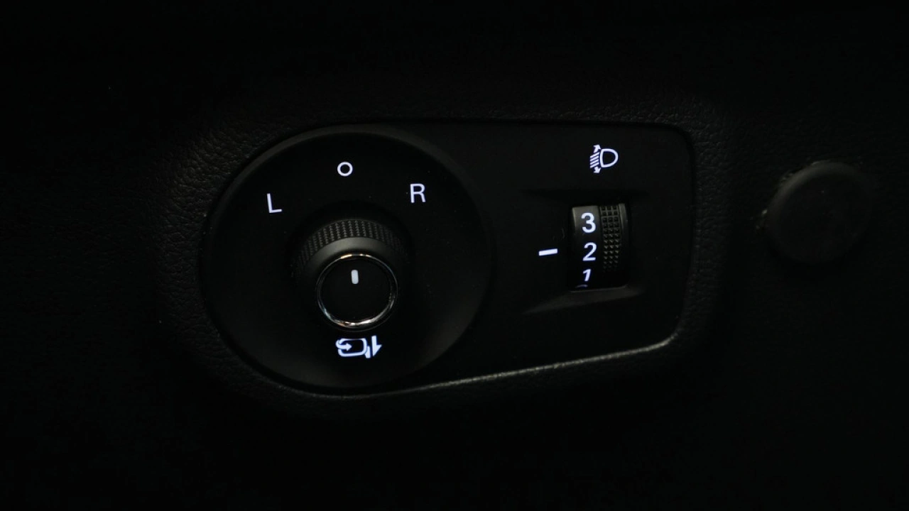 MG ZS EV Standard Range Luxury 50 kWh