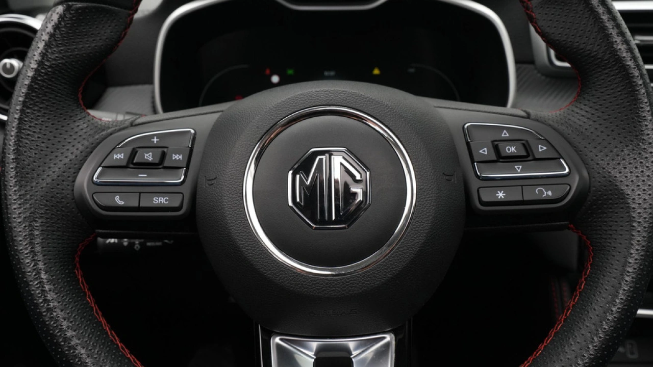 MG ZS EV Standard Range Luxury 50 kWh