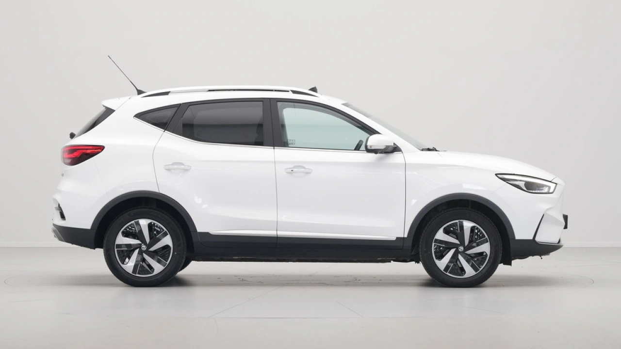 MG ZS EV Standard Range Luxury 50 kWh