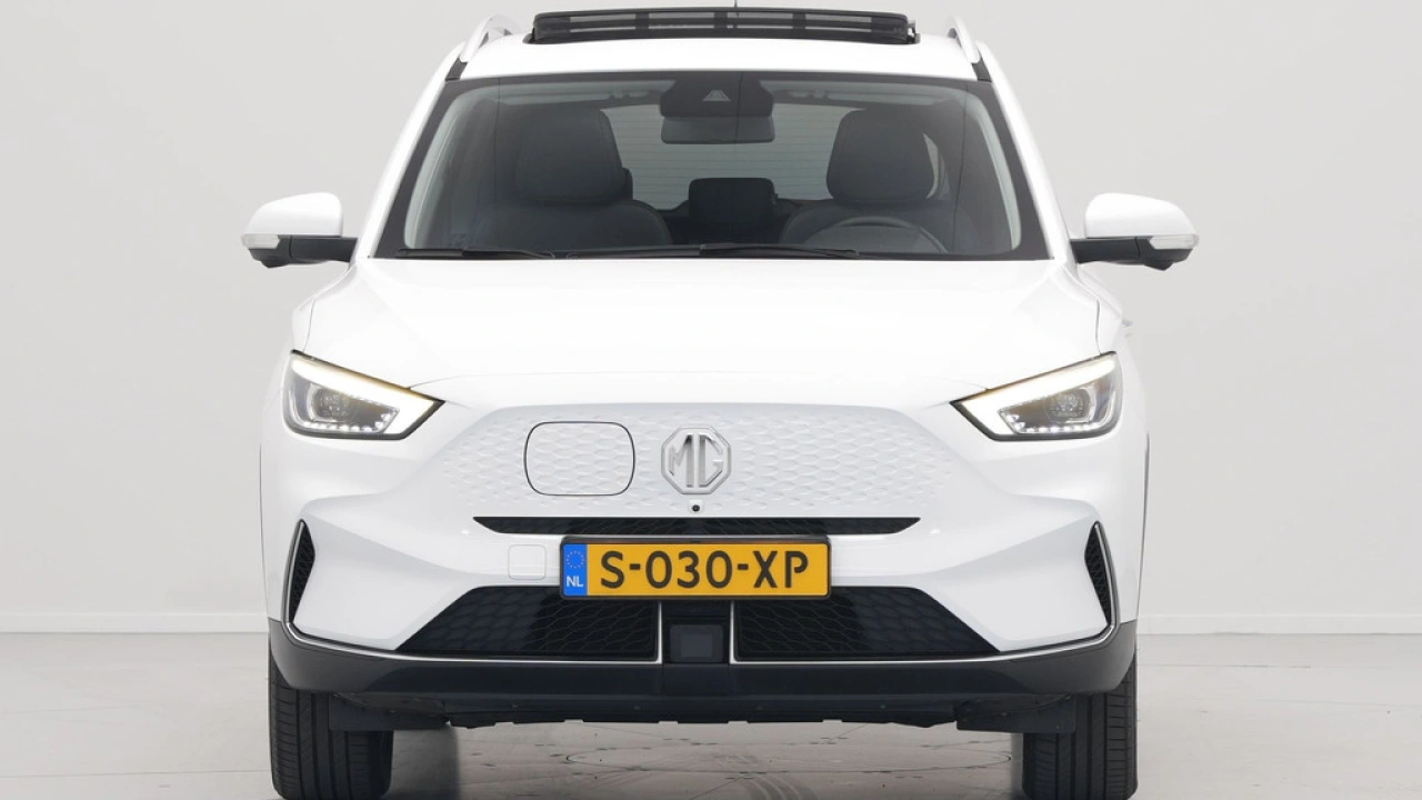 MG ZS EV Standard Range Luxury 50 kWh