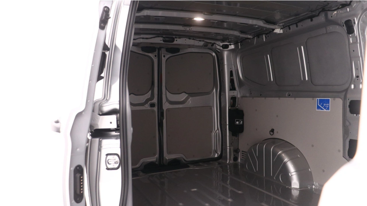 VW Bedrijfswagens E-Transporter L2H1 218pk 64kWh RWD Life-Intro