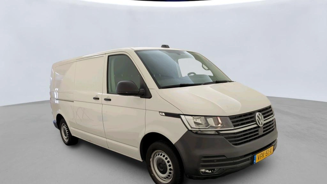 VW Bedrijfswagens Transporter L2H1 2.0 TDI 150pk DSG Comfortline