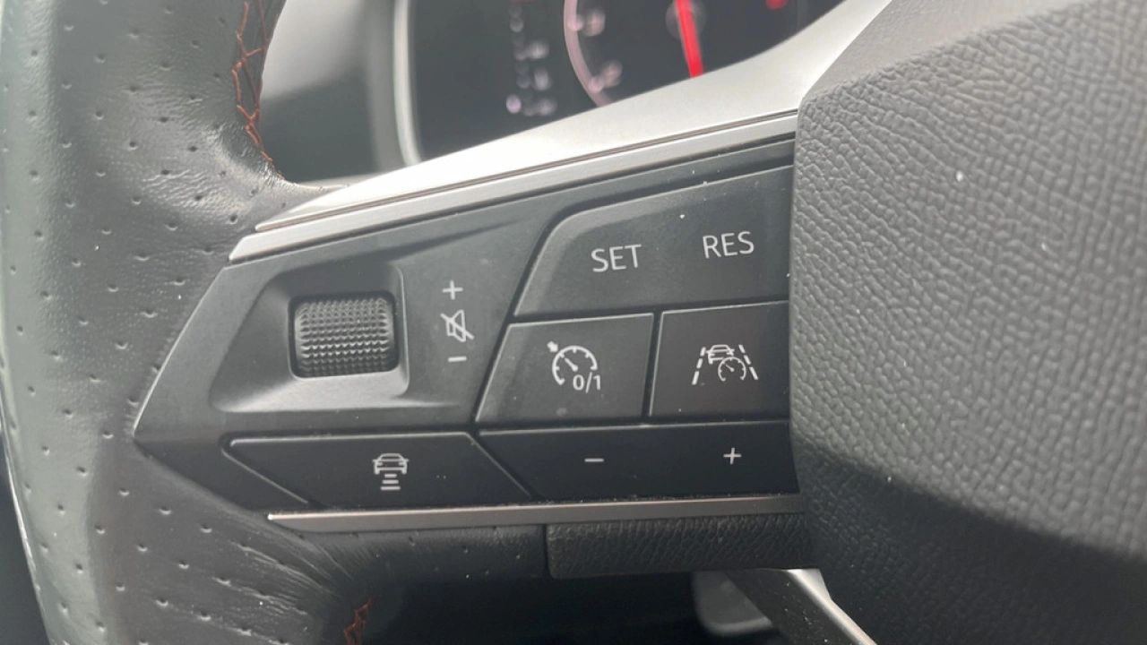 SEAT Arona 1.0 TSI FR Business Intense