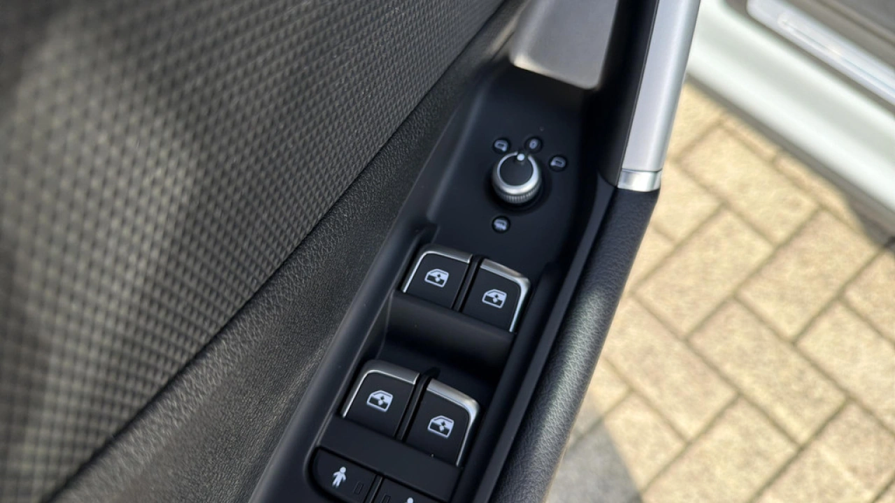 Audi Q2 30 TFSI 110Pk Advanced Edition / Trekhaak