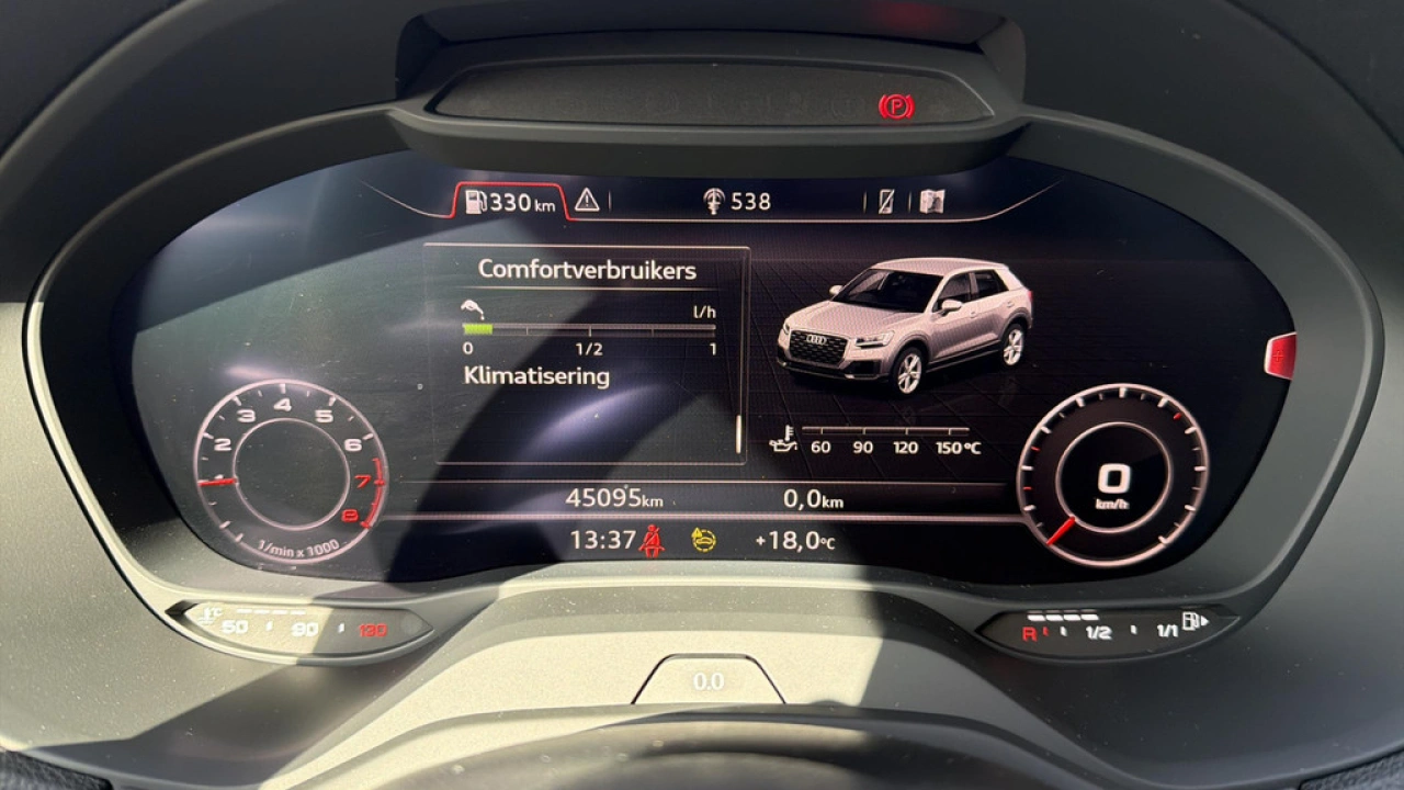 Audi Q2 30 TFSI 110Pk Advanced Edition / Trekhaak