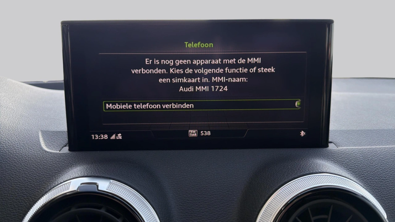 Audi Q2 30 TFSI 110Pk Advanced Edition / Trekhaak