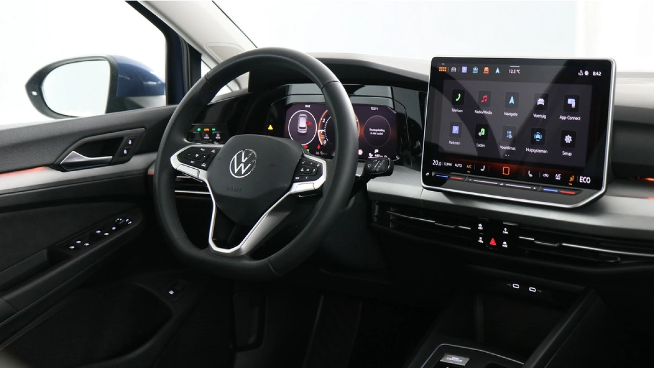 Volkswagen Golf 1.5 eHybrid 204pk Life Edition DSG