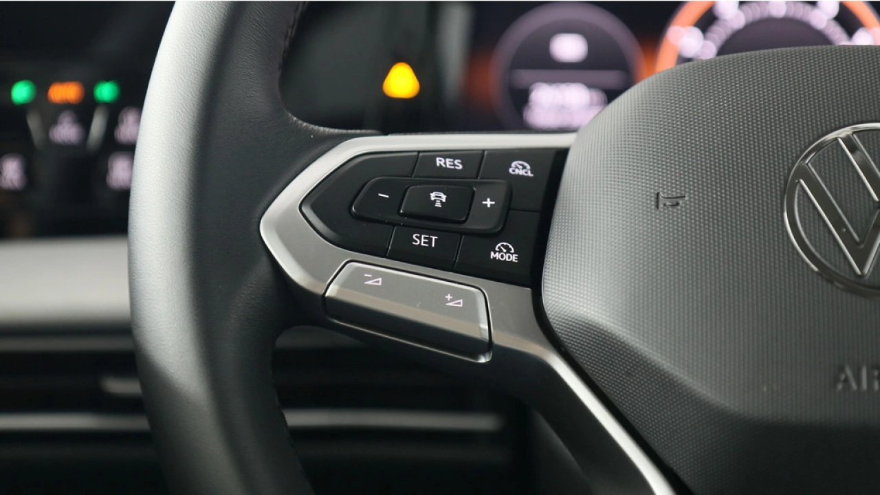 Volkswagen Golf 1.5 eHybrid 204pk Life Edition DSG