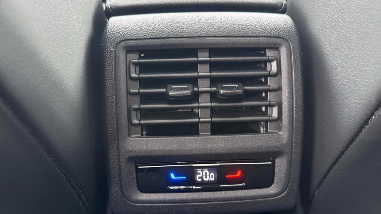 Volkswagen Golf 1.5 eHybrid Life Edition