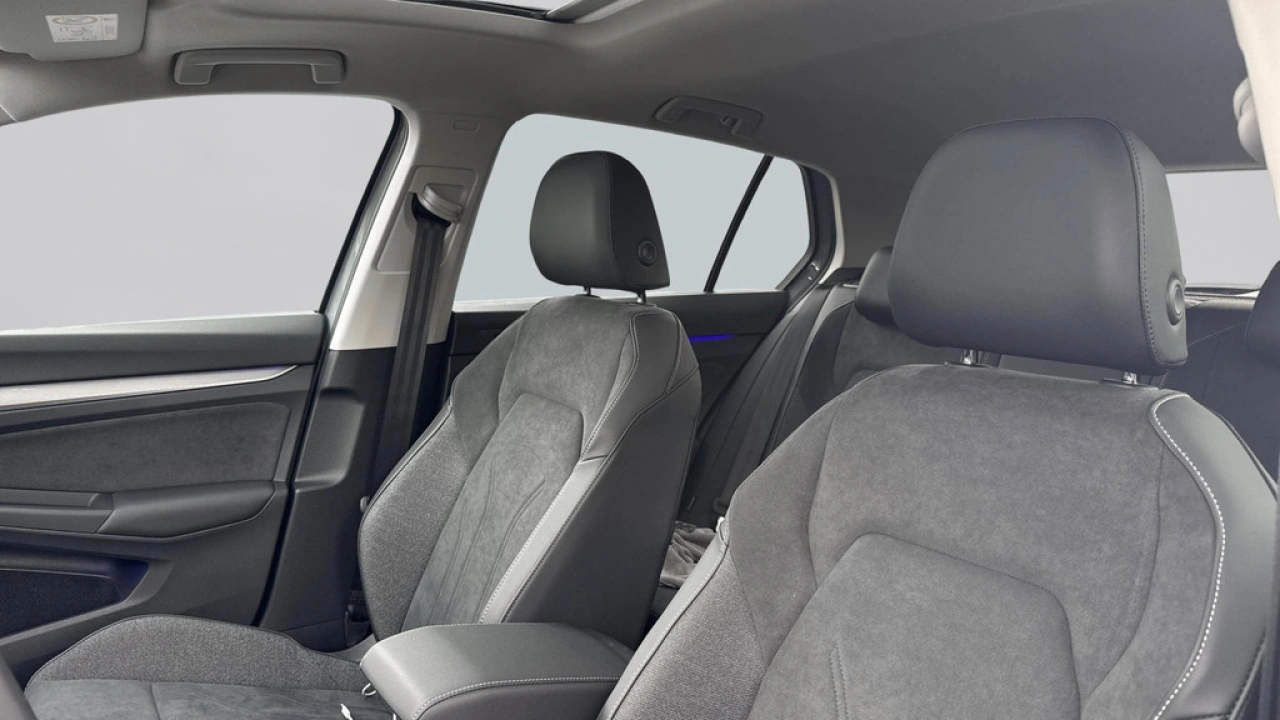 Volkswagen Golf 1.5 eHybrid Life Edition