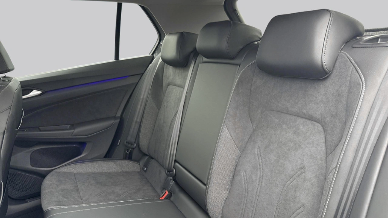 Volkswagen Golf 1.5 eHybrid Life Edition