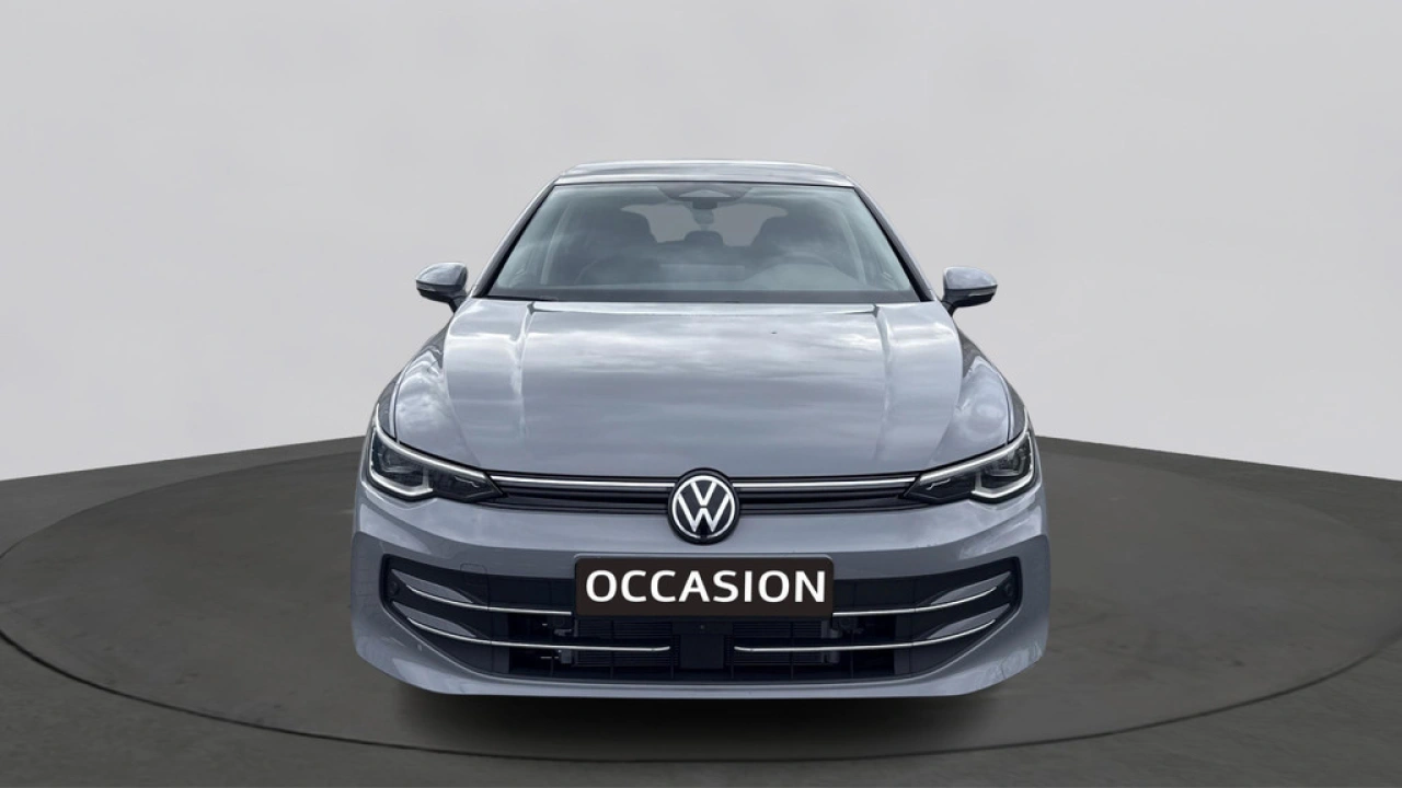 Volkswagen Golf 1.5 eHybrid Life Edition