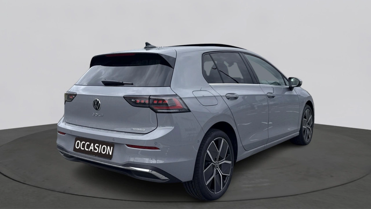 Volkswagen Golf 1.5 eHybrid Life Edition