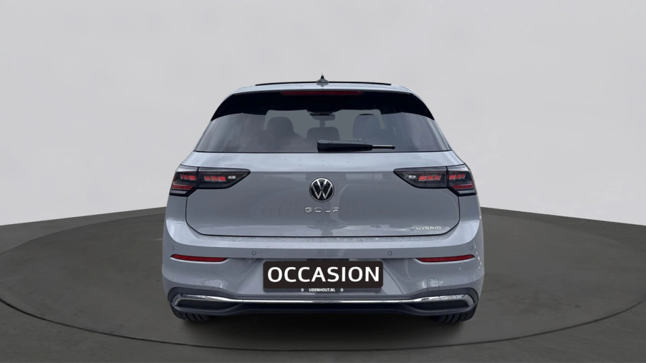 Volkswagen Golf 1.5 eHybrid Life Edition
