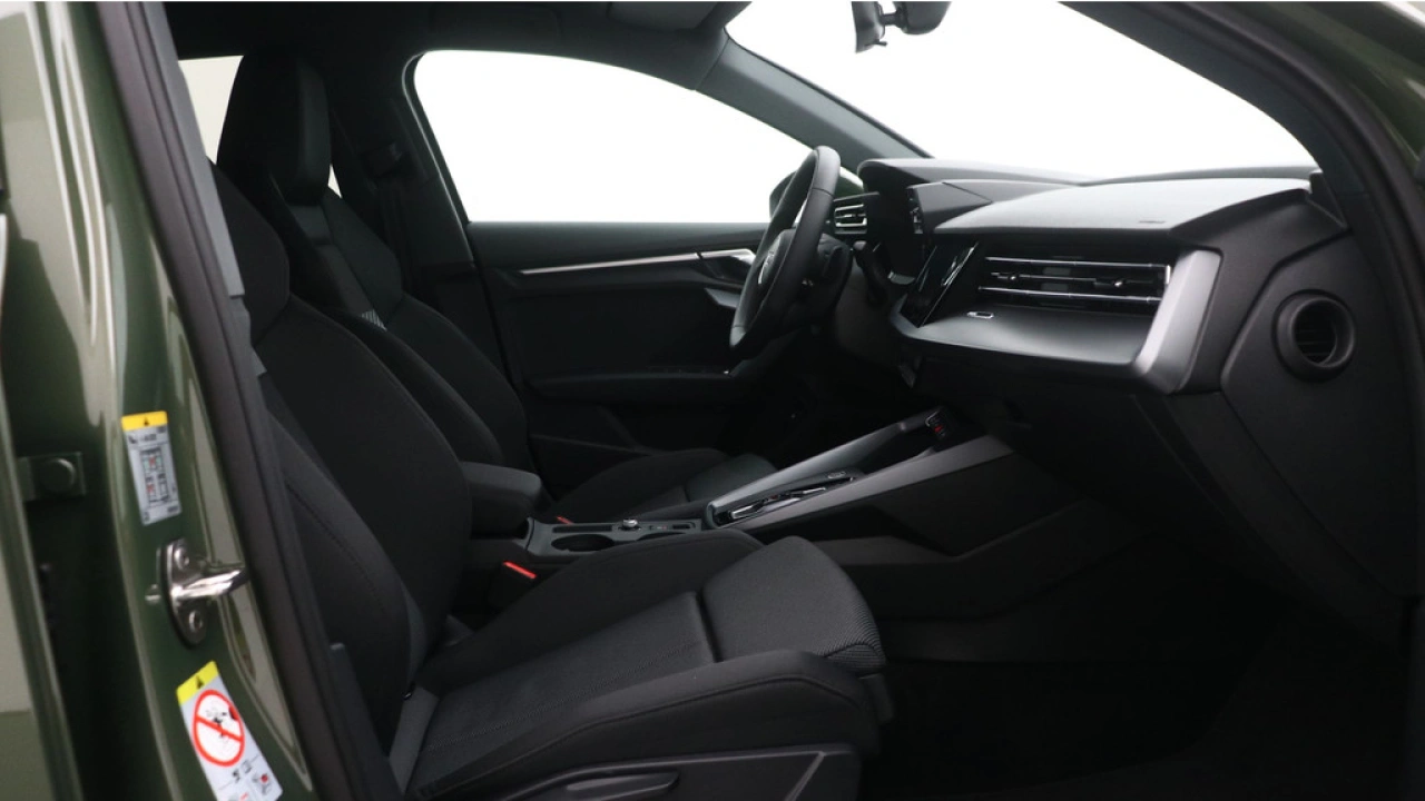 Audi A3 Sportback 40 TFSI e 204PK Advanced edition | Carplay | Stoelverwarming | Camera |