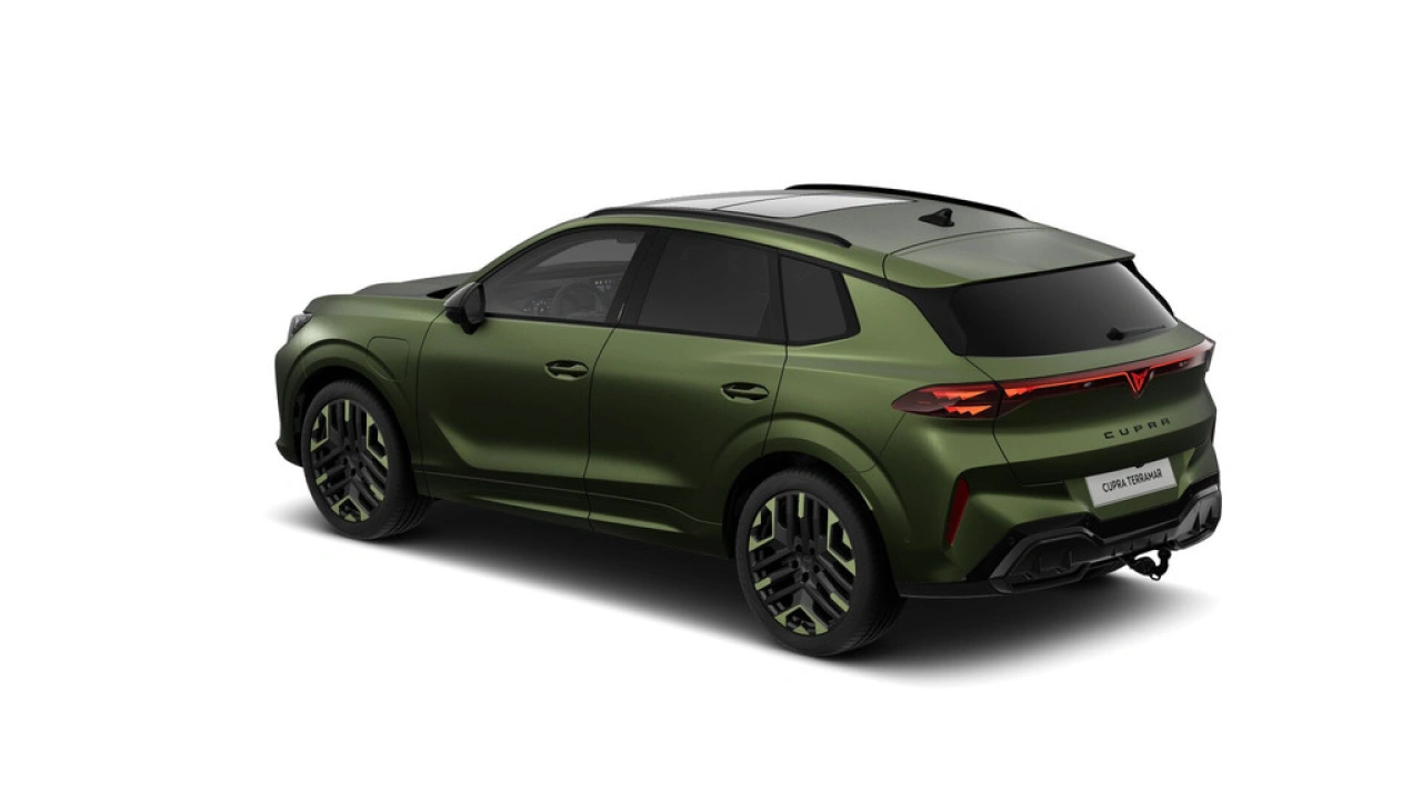 CUPRA Terramar 1.5 TSI e-Hybrid 272 6DSG VZ Tribe Edition