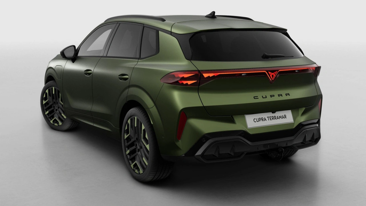 CUPRA Terramar 1.5 TSI e-Hybrid 272 6DSG VZ Tribe Edition