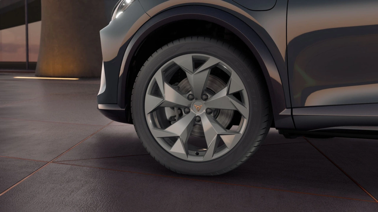 CUPRA Formentor 1.5 TSI e-Hybrid 204 6DSG Business