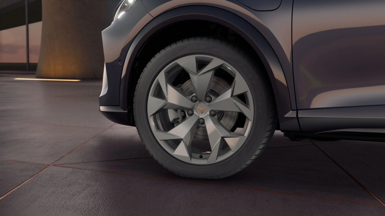 CUPRA Formentor 1.5 TSI e-Hybrid 204 6DSG Business