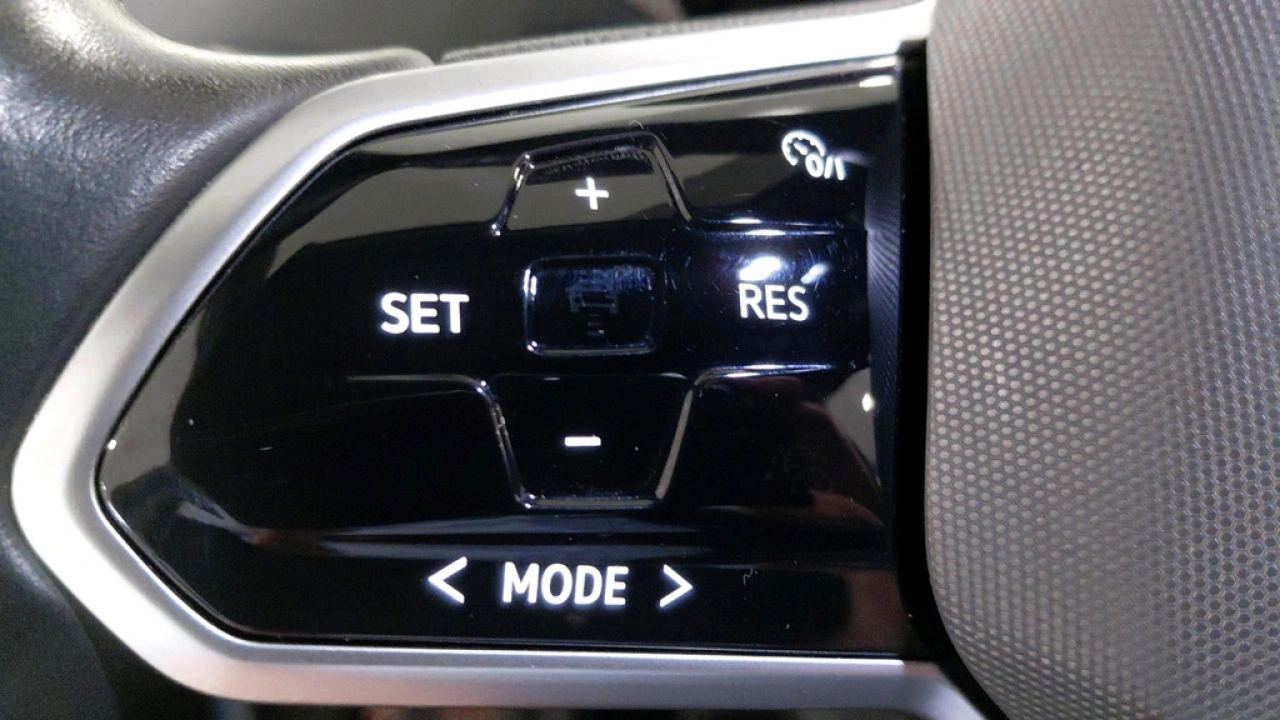 Volkswagen ID.4 First 77 kWh | Navi | Camera | Verw. voorstoelen |