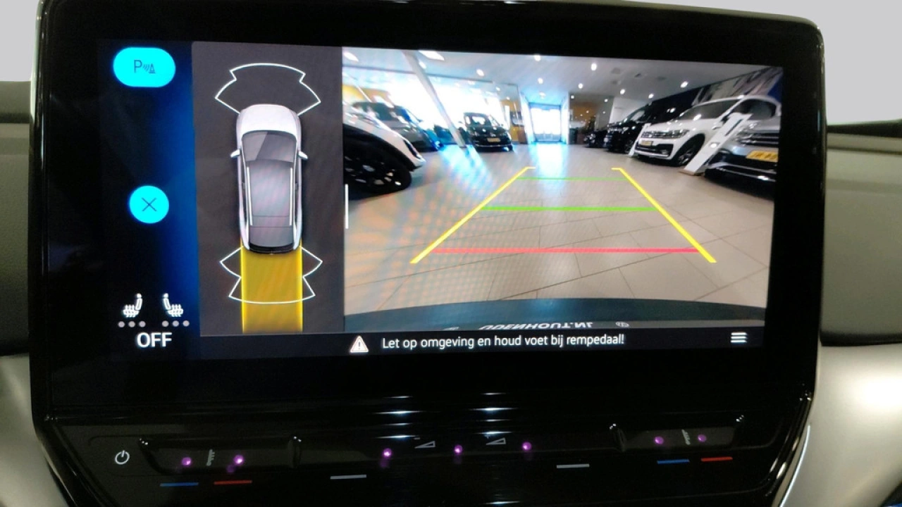 Volkswagen ID.4 First 77 kWh | Navi | Camera | Verw. voorstoelen |