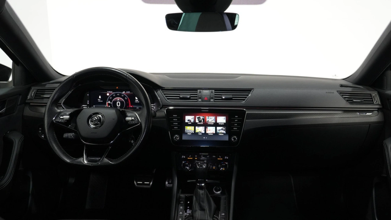 Škoda Superb Combi 1.4 TSI iV 218pk Sportline Business