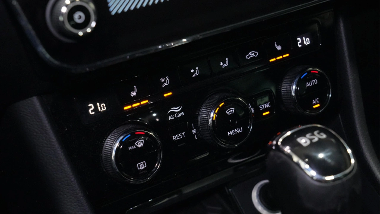 Škoda Superb Combi 1.4 TSI iV 218pk Sportline Business