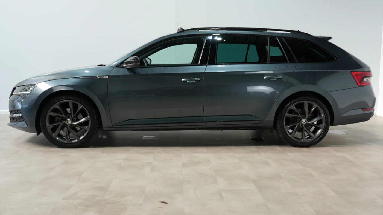 Škoda Superb Combi 1.4 TSI iV 218pk Sportline Business