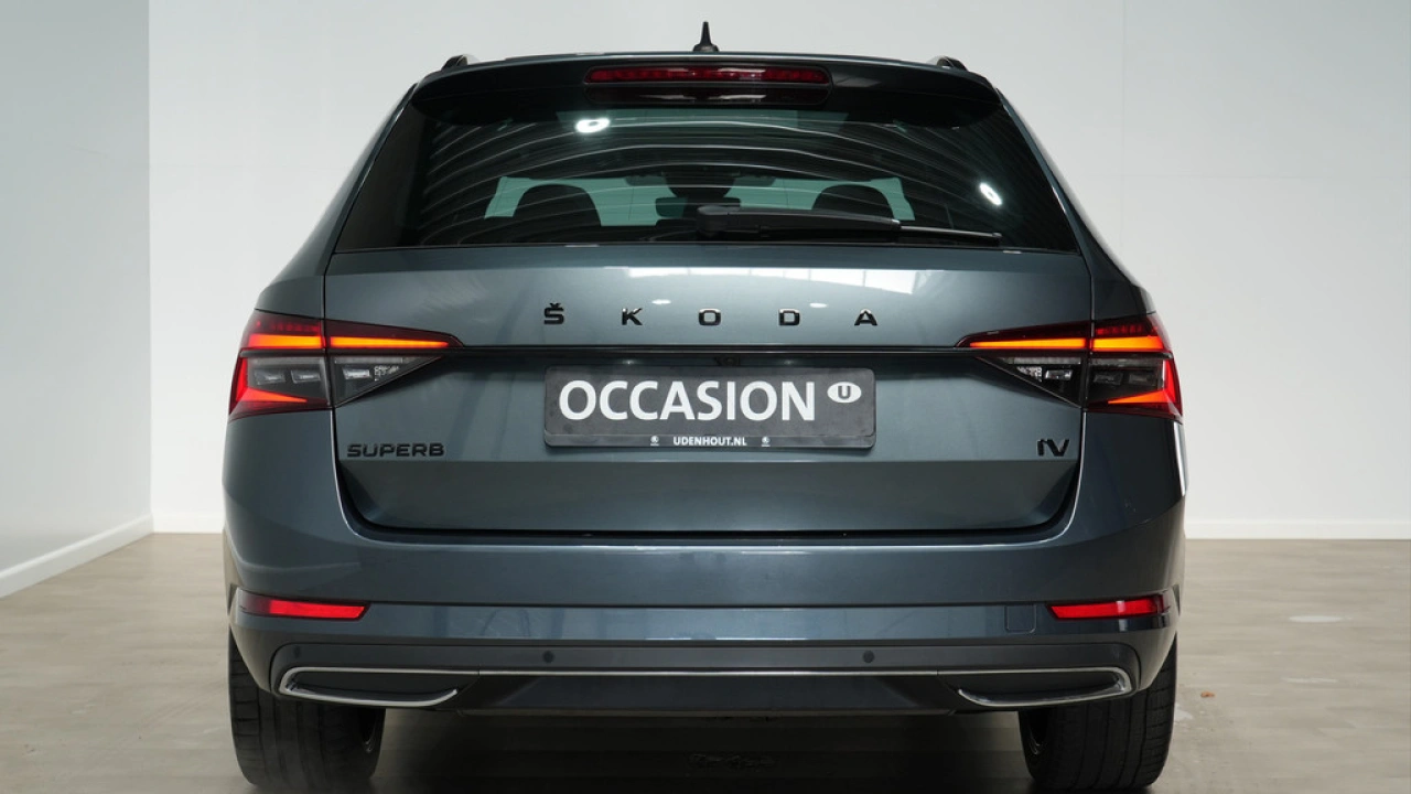 Škoda Superb Combi 1.4 TSI iV 218pk Sportline Business